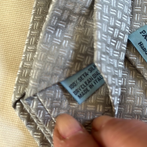 NWOT! Paolo Albizzati Handmade in Italy 🇮🇹 Men’s Silk Necktie. Gray - Picture 3 of 3